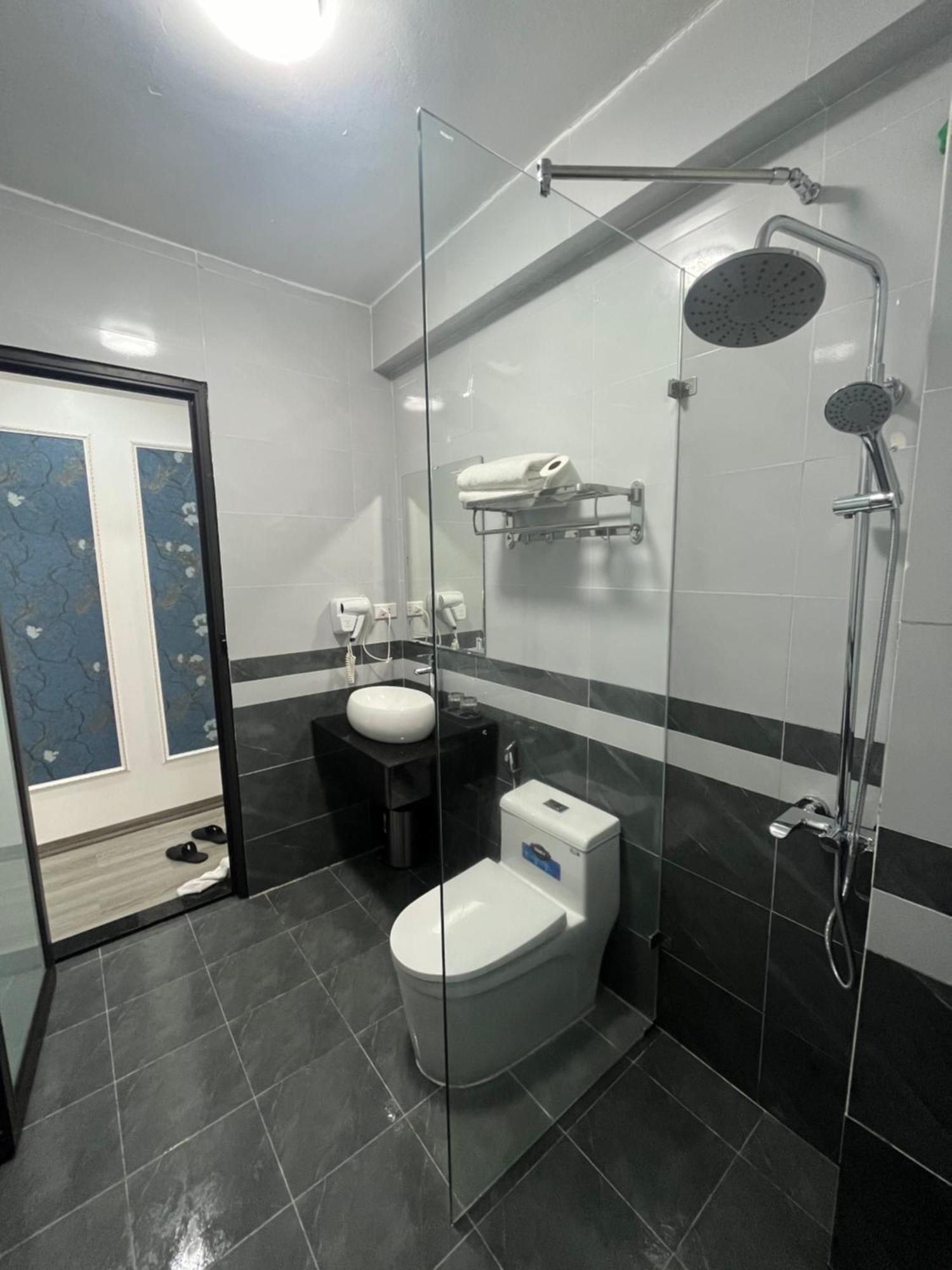 The Queen Hotel & Spa 2 Ханой Экстерьер фото